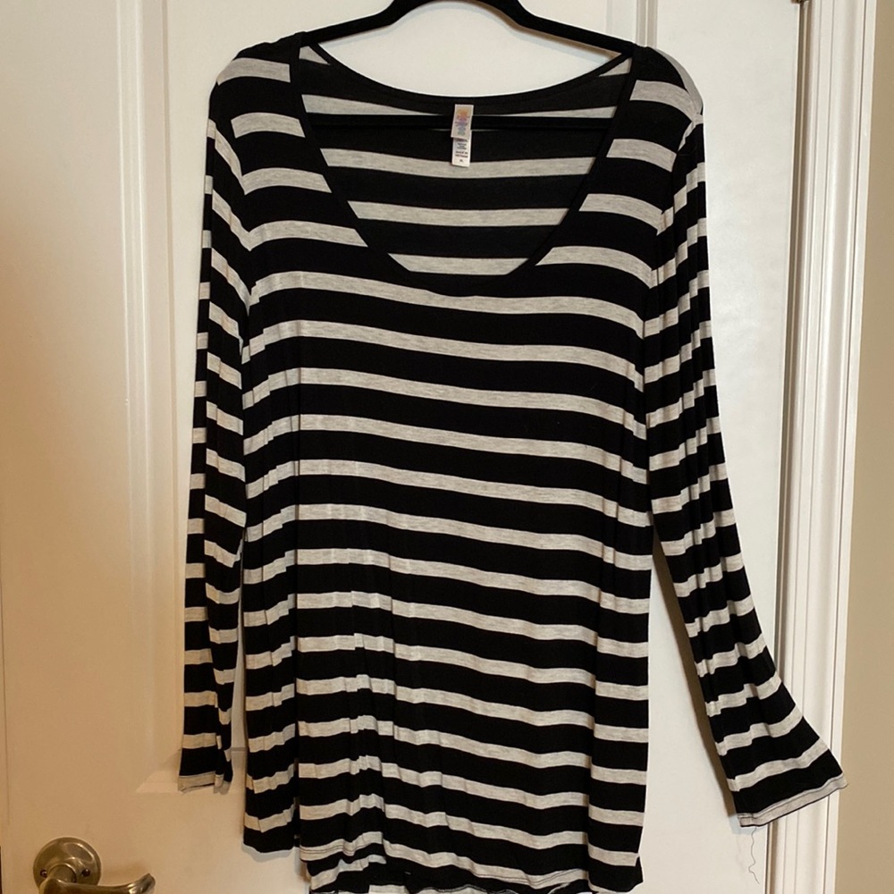 LuLa Roe striped top